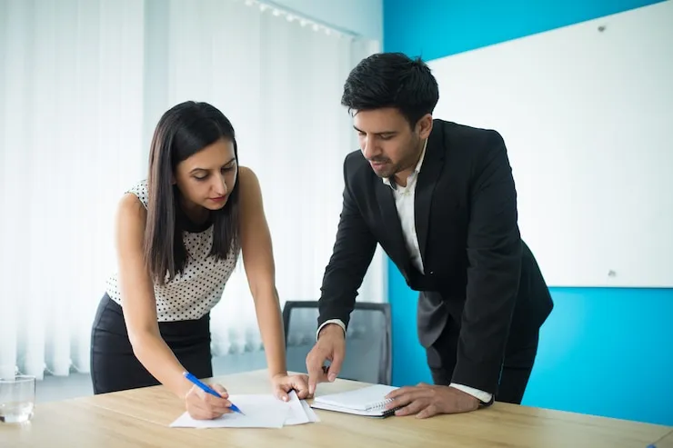 Expert Contract Drafting and Negotiation